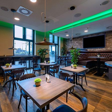 Ibis Styles Kiel City Buitenkant foto