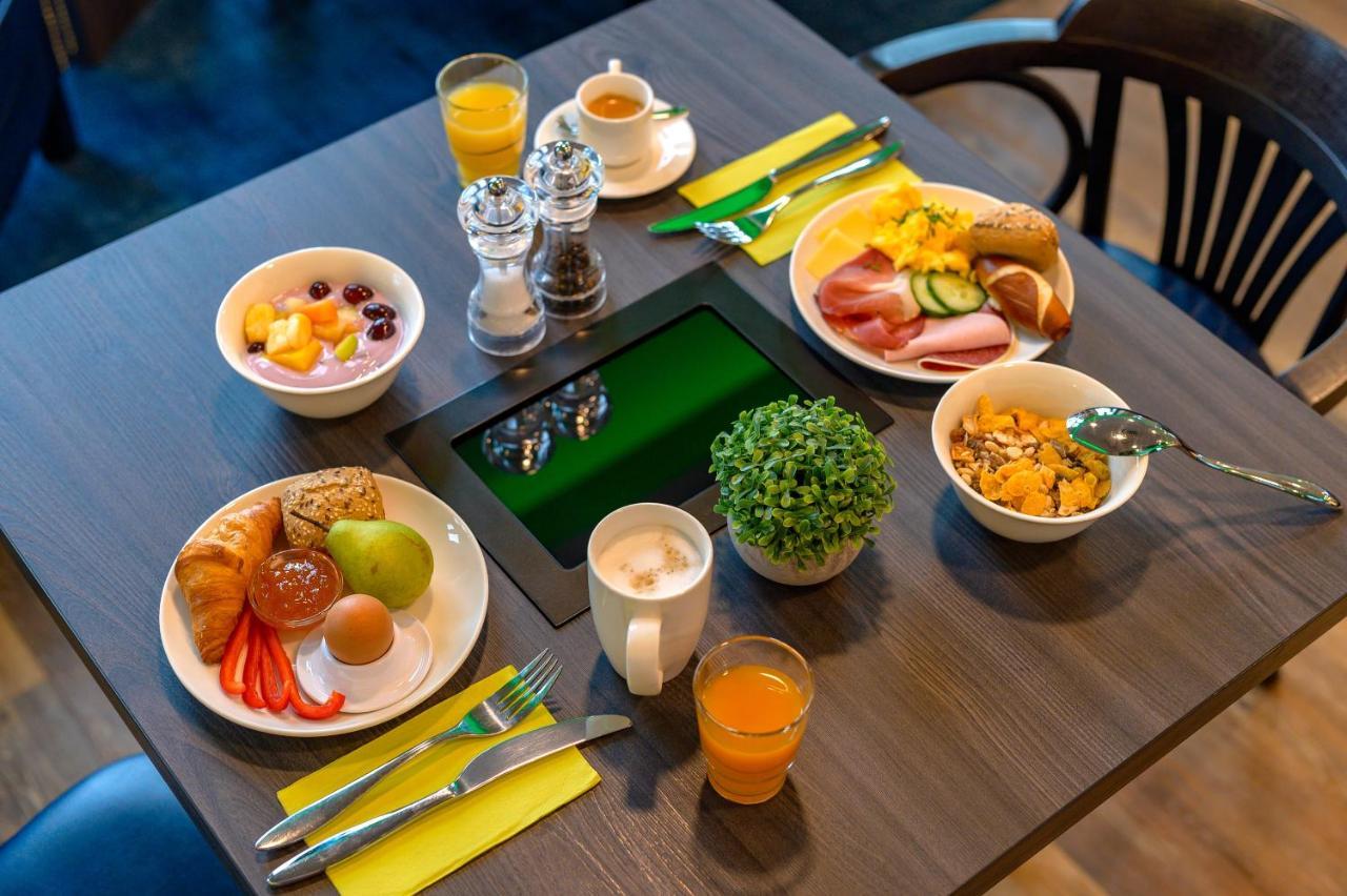 Ibis Styles Kiel City Buitenkant foto