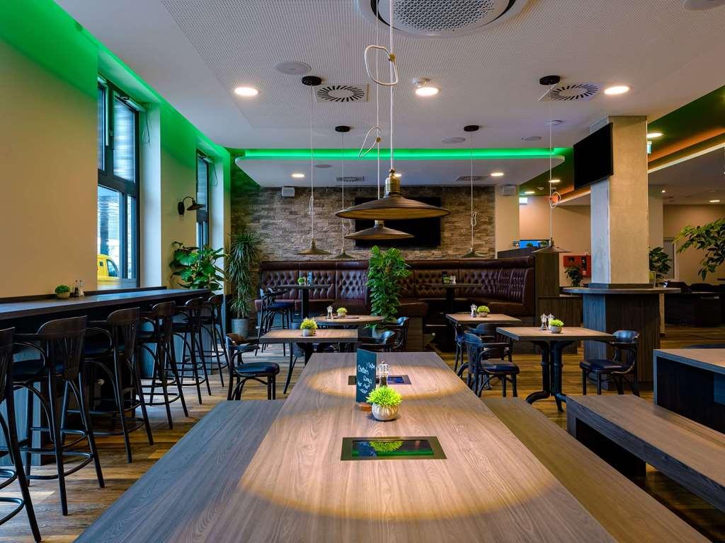 Ibis Styles Kiel City Restaurant foto